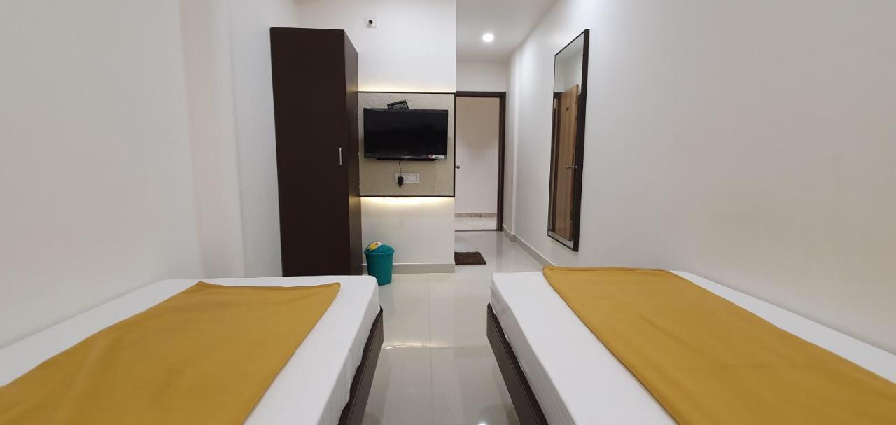 Hotel N K Bhuj Exterior photo